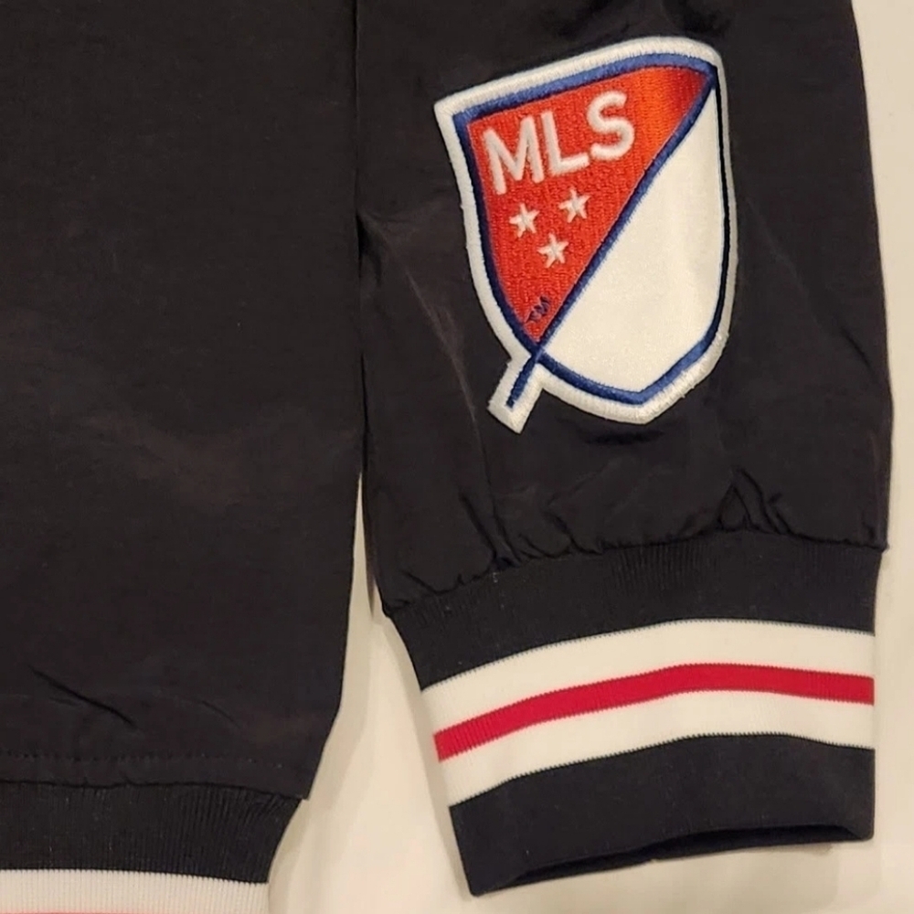 Mitchell & Ness Black Pullover Windbreaker Atlanta FC United Soccer Men's Medium - Picture 3 of 5